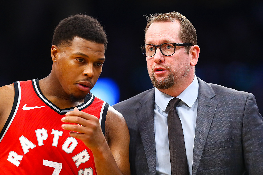 他实现了职 他实现了职