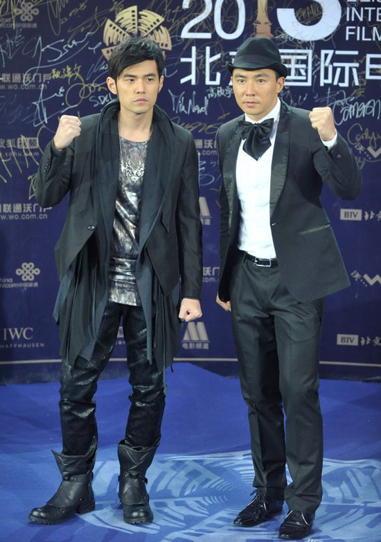 以自身的出 以自身的出