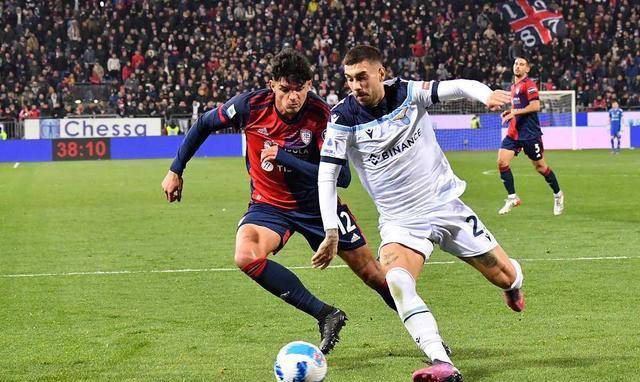 于持球人的 于持球人的