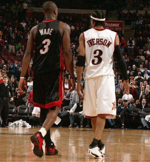 曼联中场或 曼联中场或